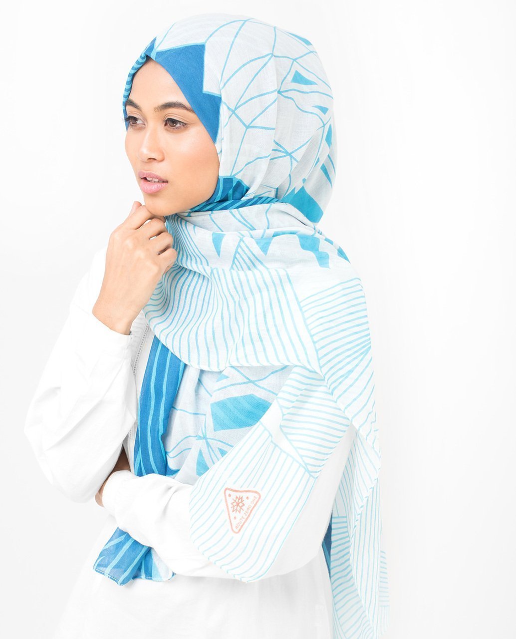 Imperial Blue & Winter Sky Contour Hijab