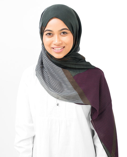 Lines Of Blocks Black, Grey & Purple Hijab